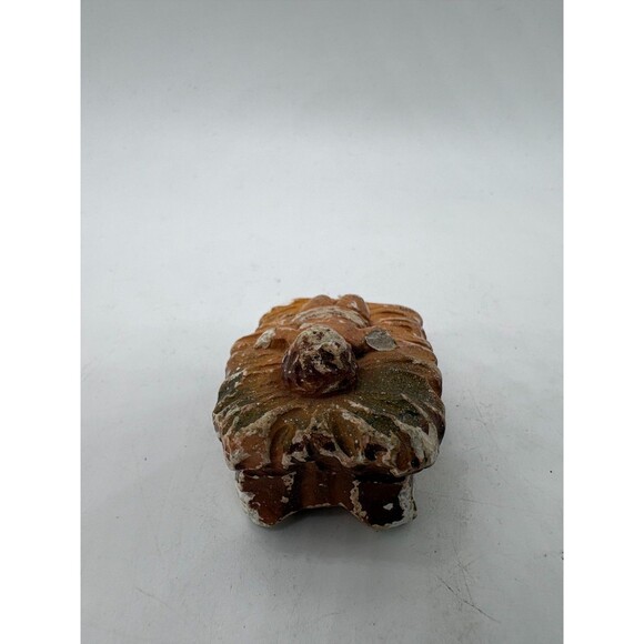 Vintage Rustic Baby Jesus in Nativity Crib Figurine Hand Painted Decor - Picture 8 of 8